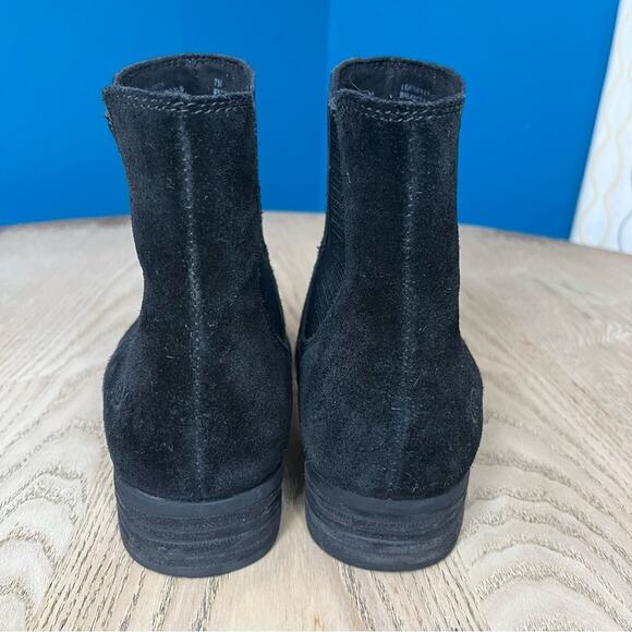 Born Bresson Suede Chelsea Boot Pull On Black Ankle Bootie Women’s 7 - Picture 3 of 13